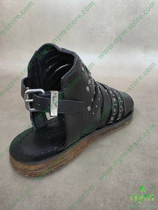 sandalo fascette borchiate SCARPE