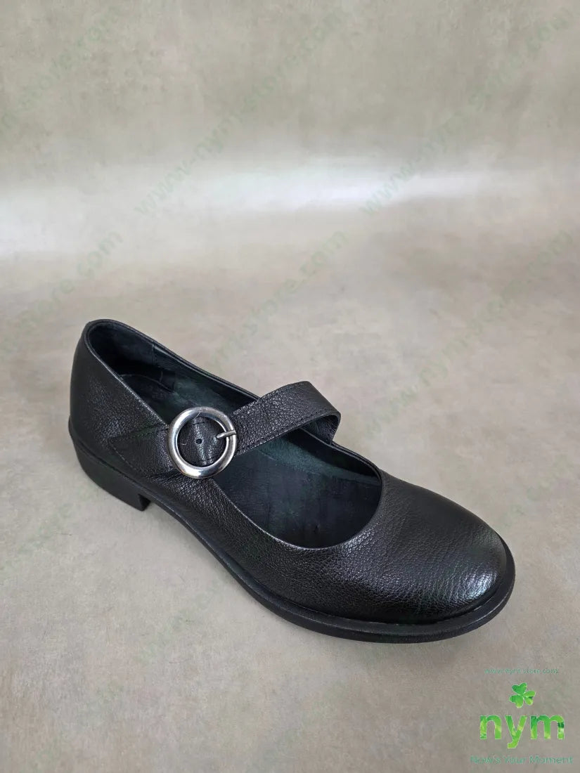 scarpa fibbia tonda SCARPE