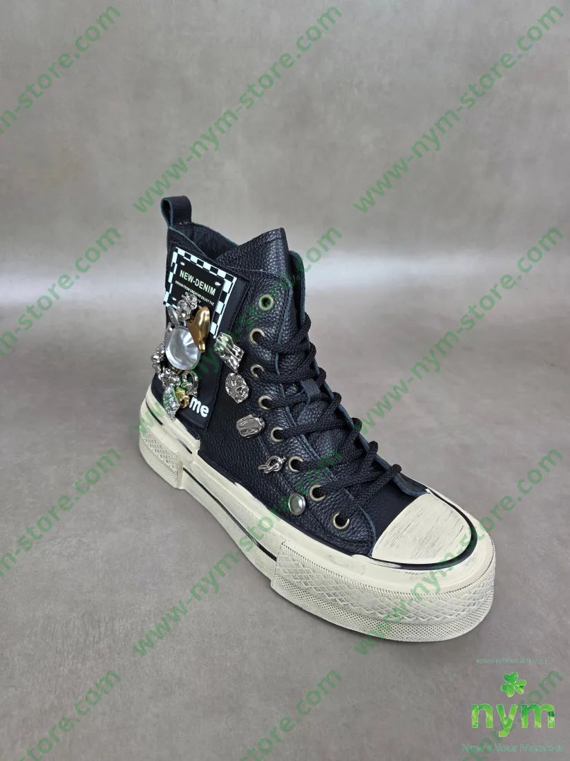 sneaker in pelle bottoni applicati SCARPE