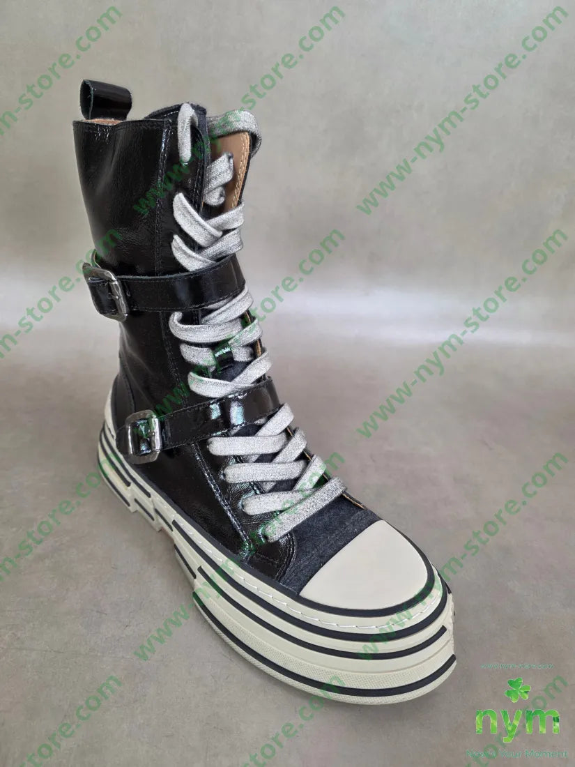 anfibio vernice - SCARPE
