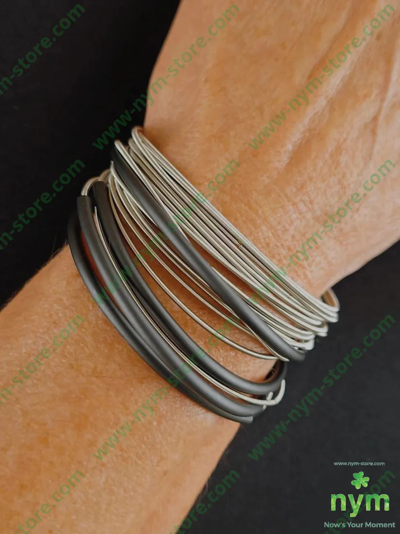 bracciale molla e pvc nero U / ARGENTO / CONTINUATIVO BIJOUX
