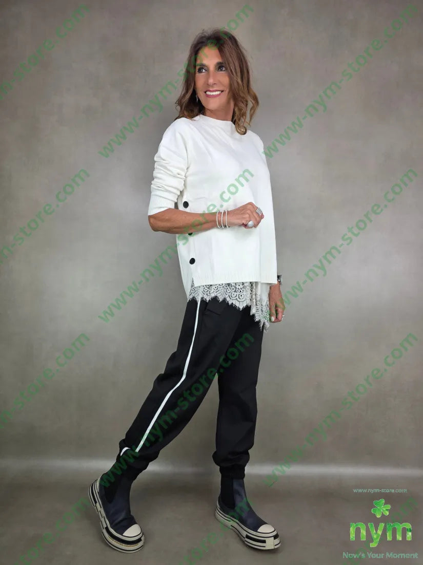 maglia abbottonata lateralmente 50vi30pa20pl MAGLIA