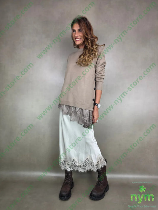 maglia abbottonata lateralmente 50vi30pa20pl MAGLIA