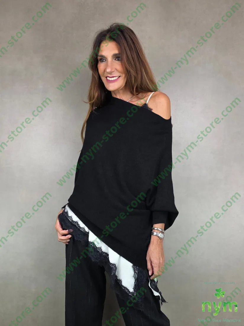 maglia asimmetrica a barca U / NERO / AI25 MAGLIA