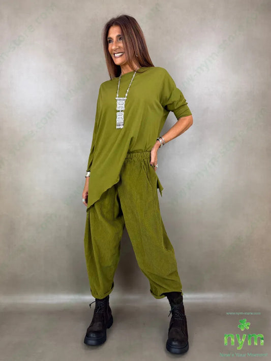 Pantalone cuciture dietro velluto a coste 100co - U / OLIO / AI26 - PANTALONE
