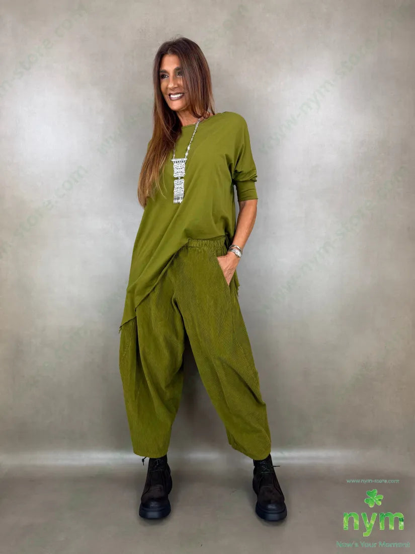 Pantalone cuciture dietro velluto a coste 100co - U / OLIO / AI26 - PANTALONE