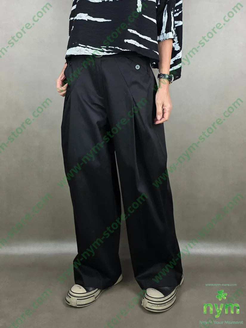 pantalone piega soffietto tessuto lucido 79vi19ny2ea U / NERO / PE26 PANTALONE