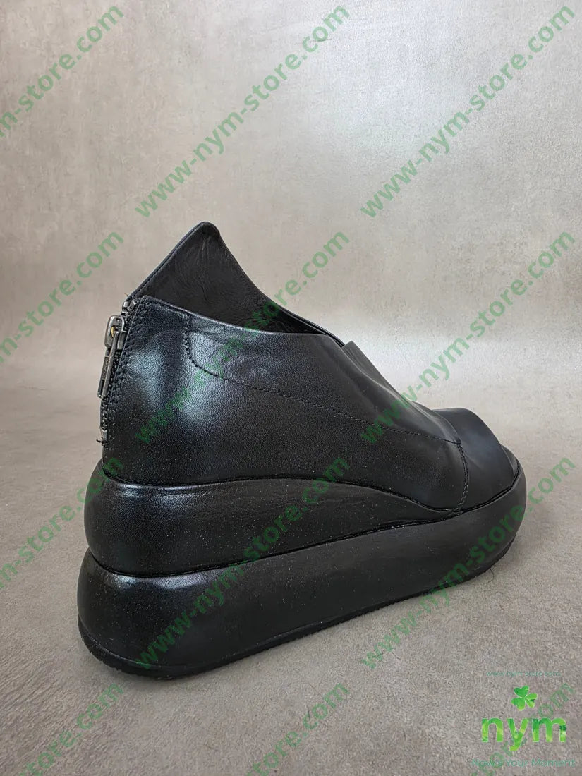 sandalo asimmetrico SCARPE