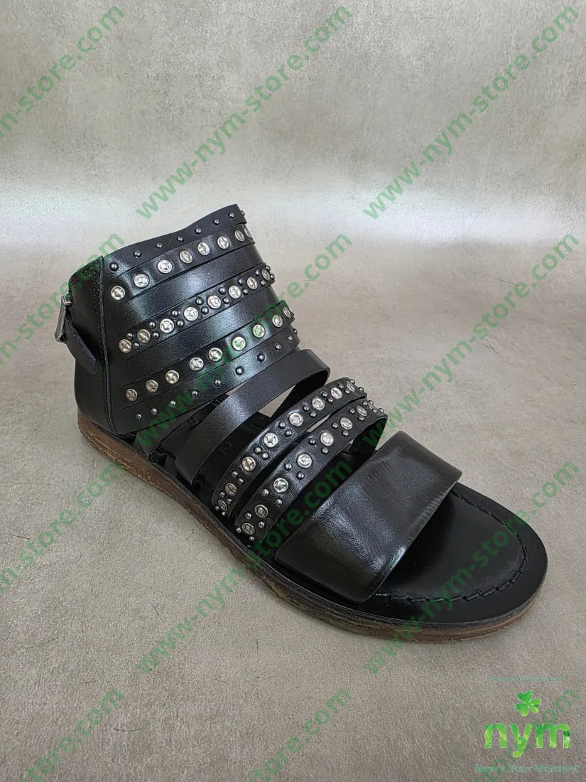 sandalo fascette borchiate SCARPE