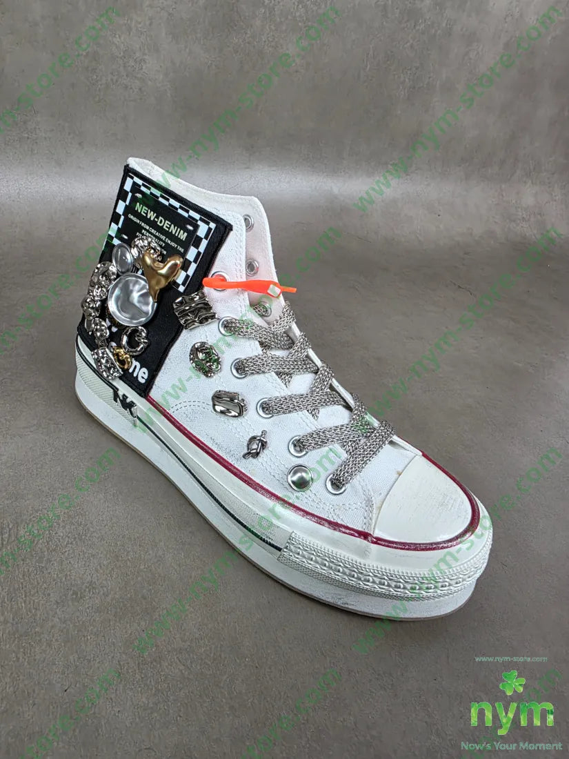 sneaker bottoni applicati SCARPE