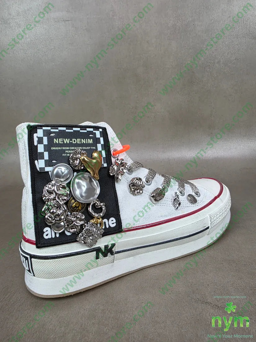 sneaker bottoni applicati SCARPE