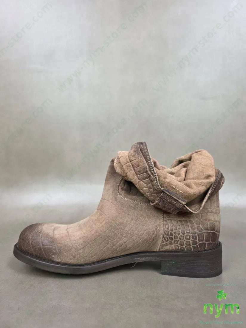 stivale accartocciato SCARPE