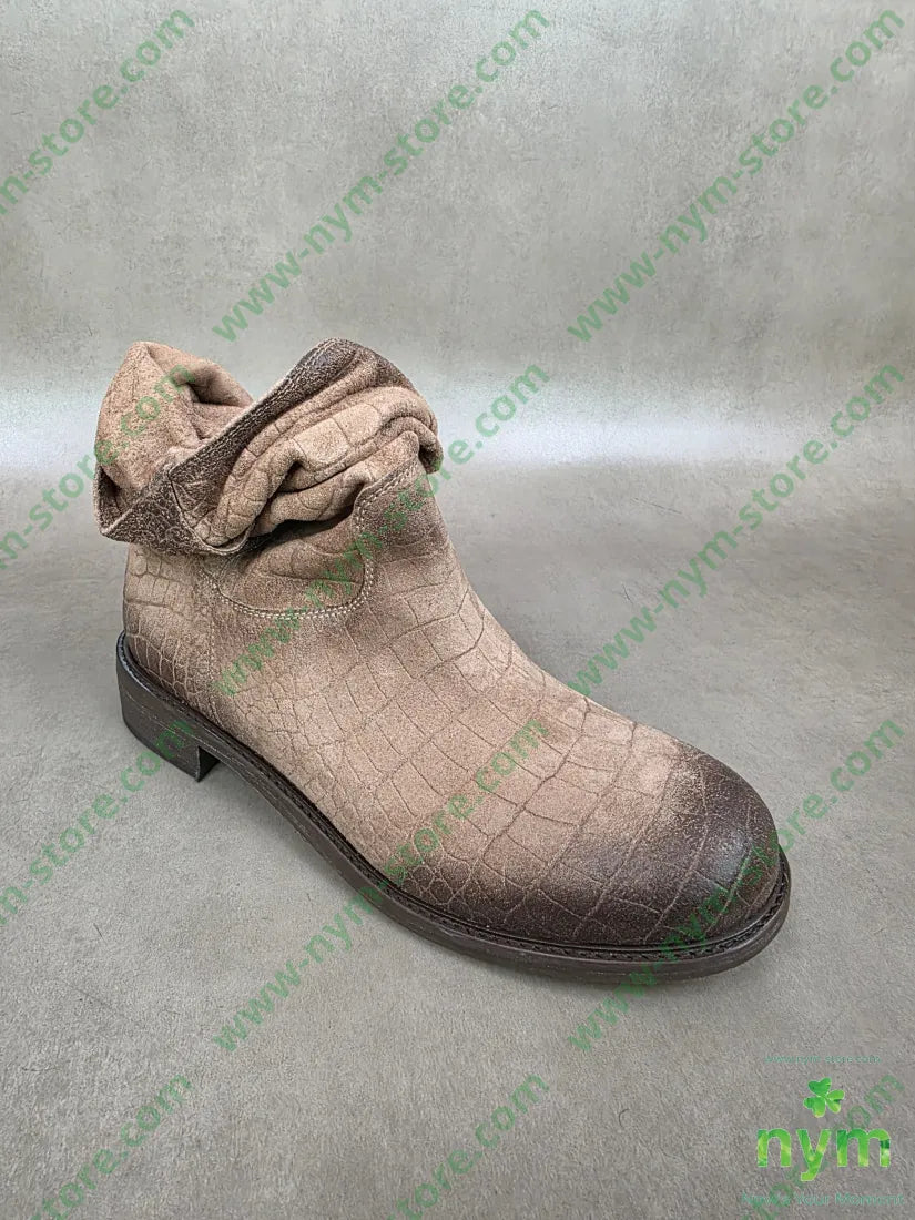 stivale accartocciato SCARPE