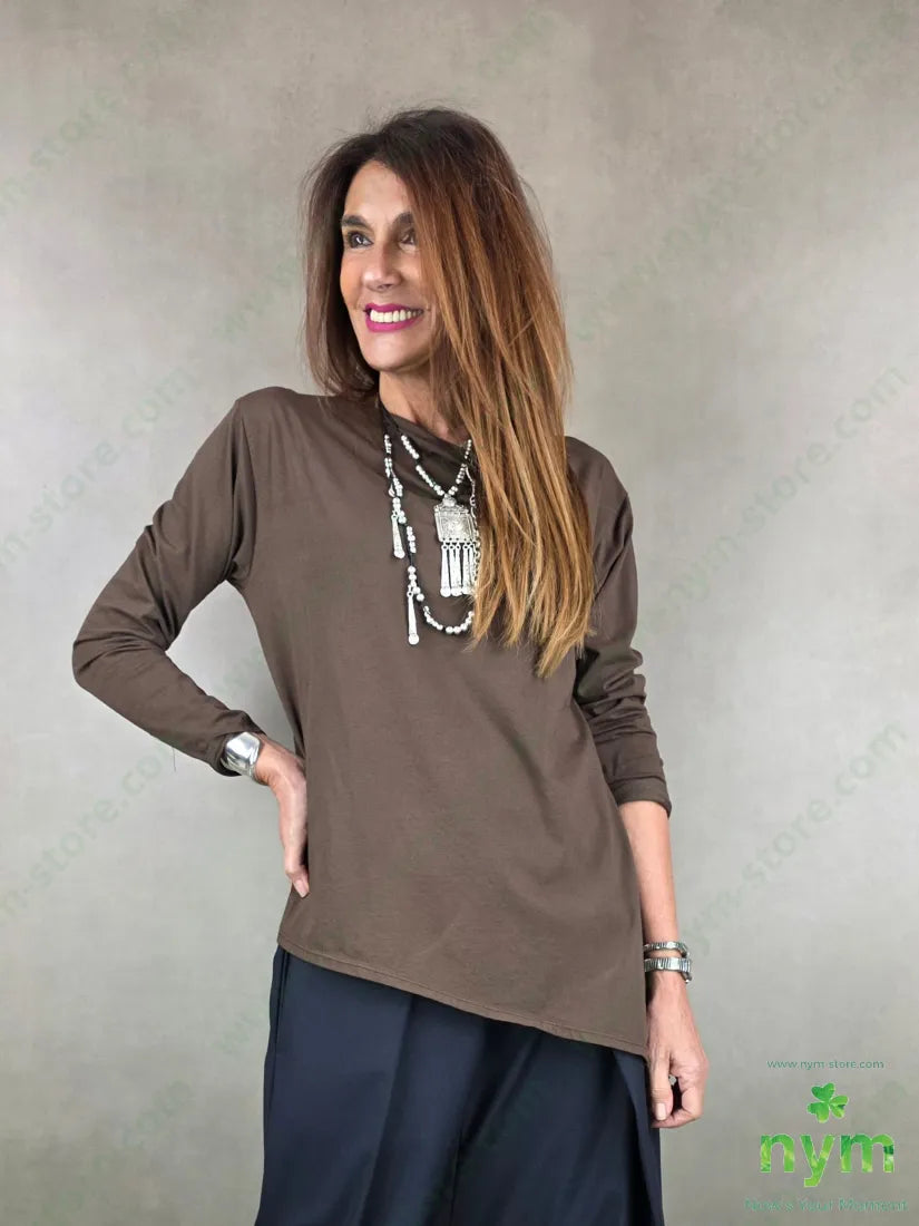 tshirt a barchetta lunga da un lato 100co U / MARRONE / PE26 TSHIRT
